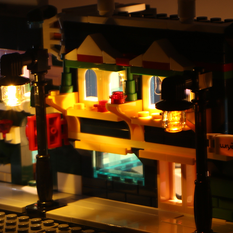 2 Set di Luci LED 4 in 1 per C - Lego Set Creator recensione e prezzo